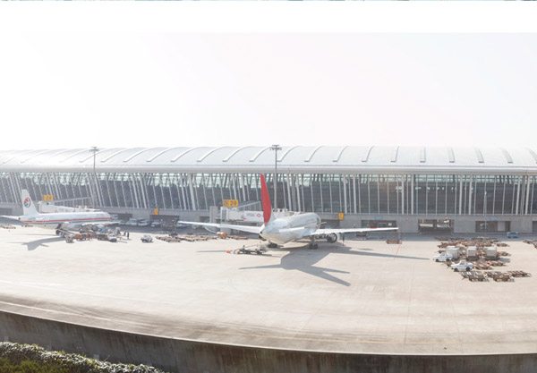 浦東機(jī)場(chǎng)北通道